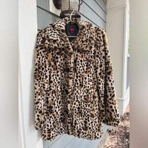 GALLERY faux fur, animal print, button up jacket.